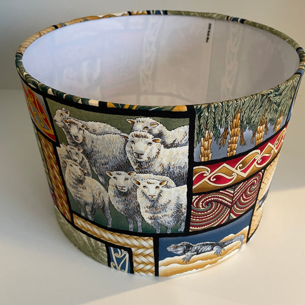 Medium drum with kiwiana nature fabric, white inner, table lampshade.