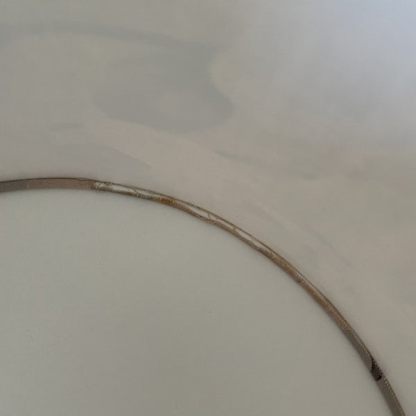 Scruffy edge on one rim